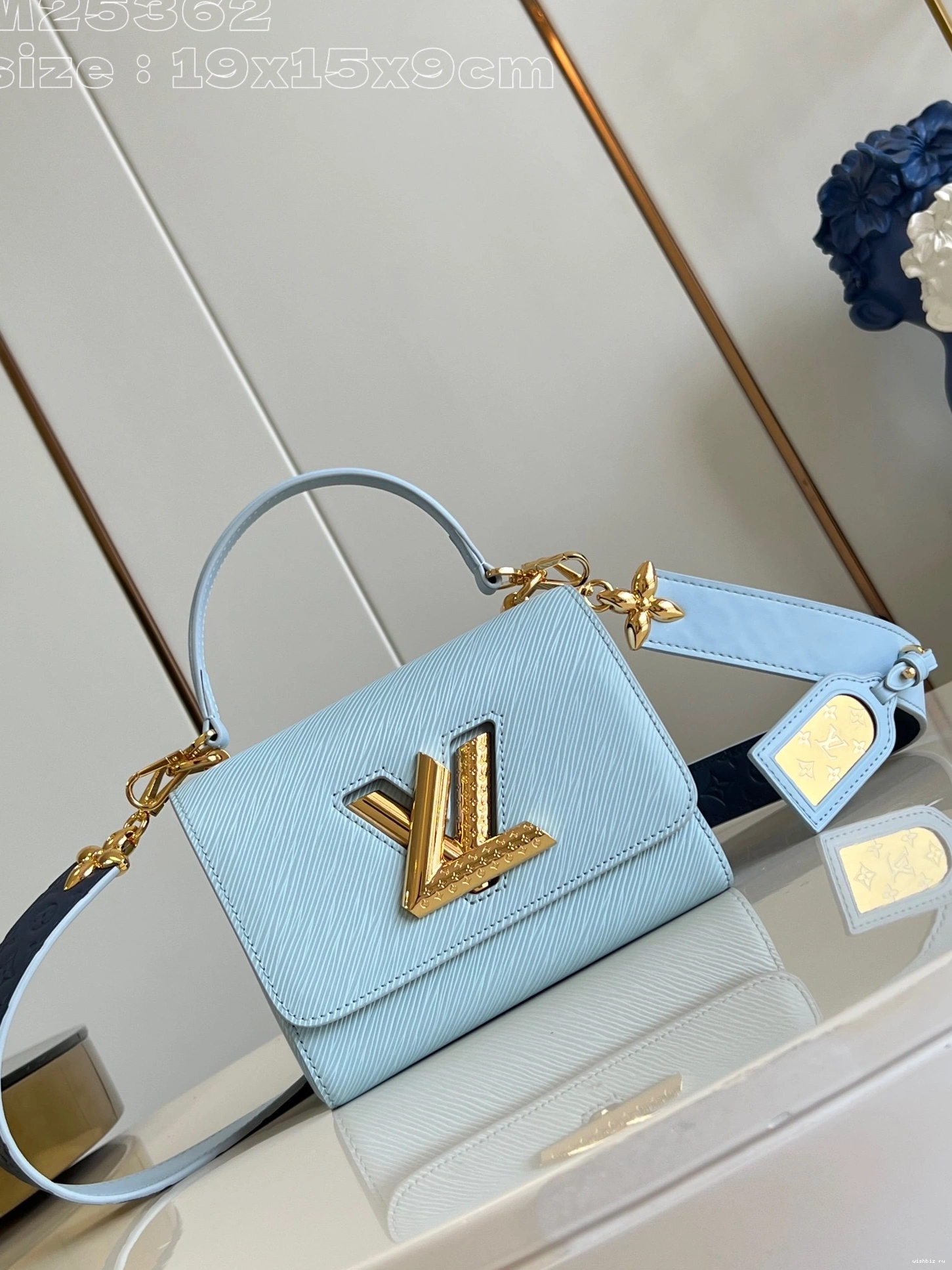 WIS LOUIS PM-19*15*9CM TWIST VUITTON 0810
